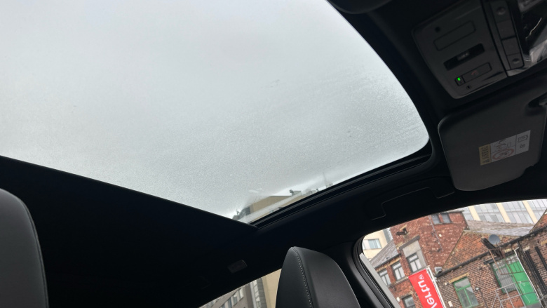 Nissan Qashqai 1.3 DiG-T MH Tekna 5dr Petrol Hatchback